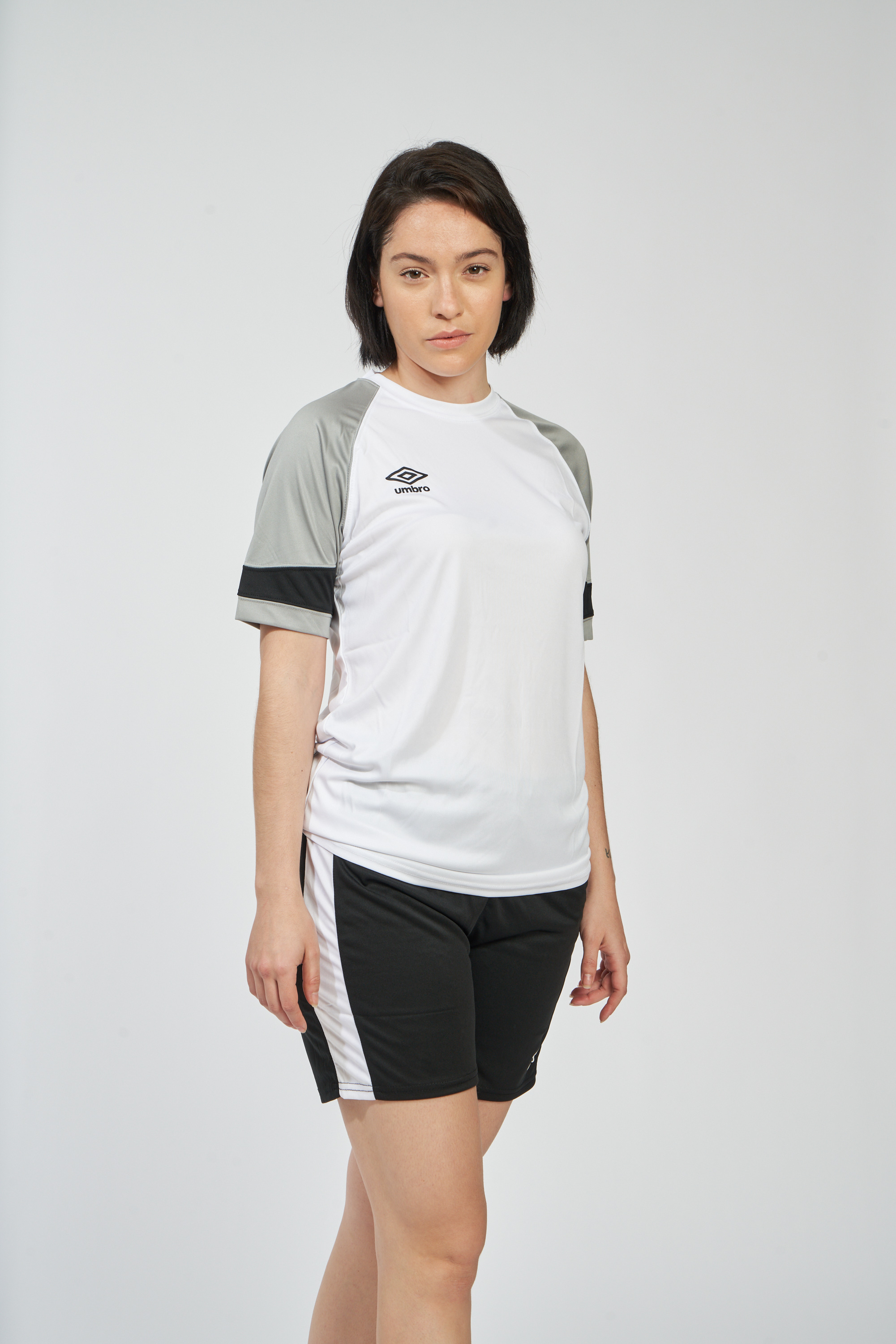 Camiseta Umbro Lukenga Blanca / Gris