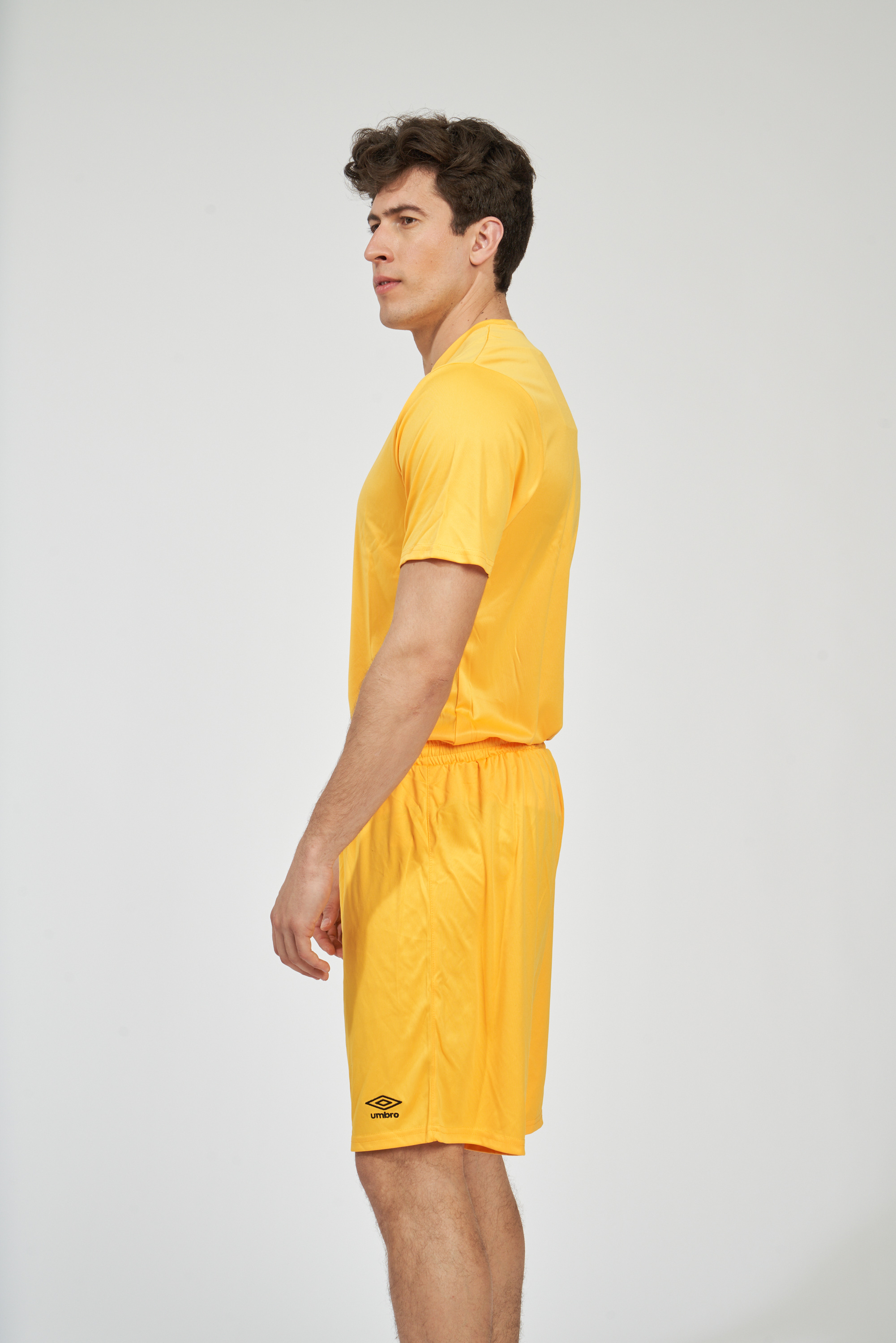 Short Umbro King Amarillo Adulto