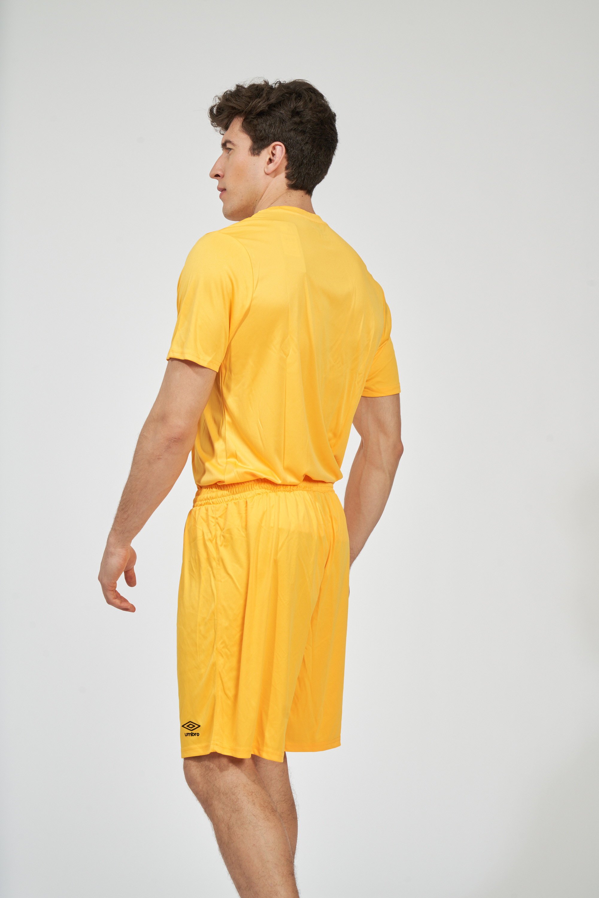 Short Umbro King Amarillo Adulto