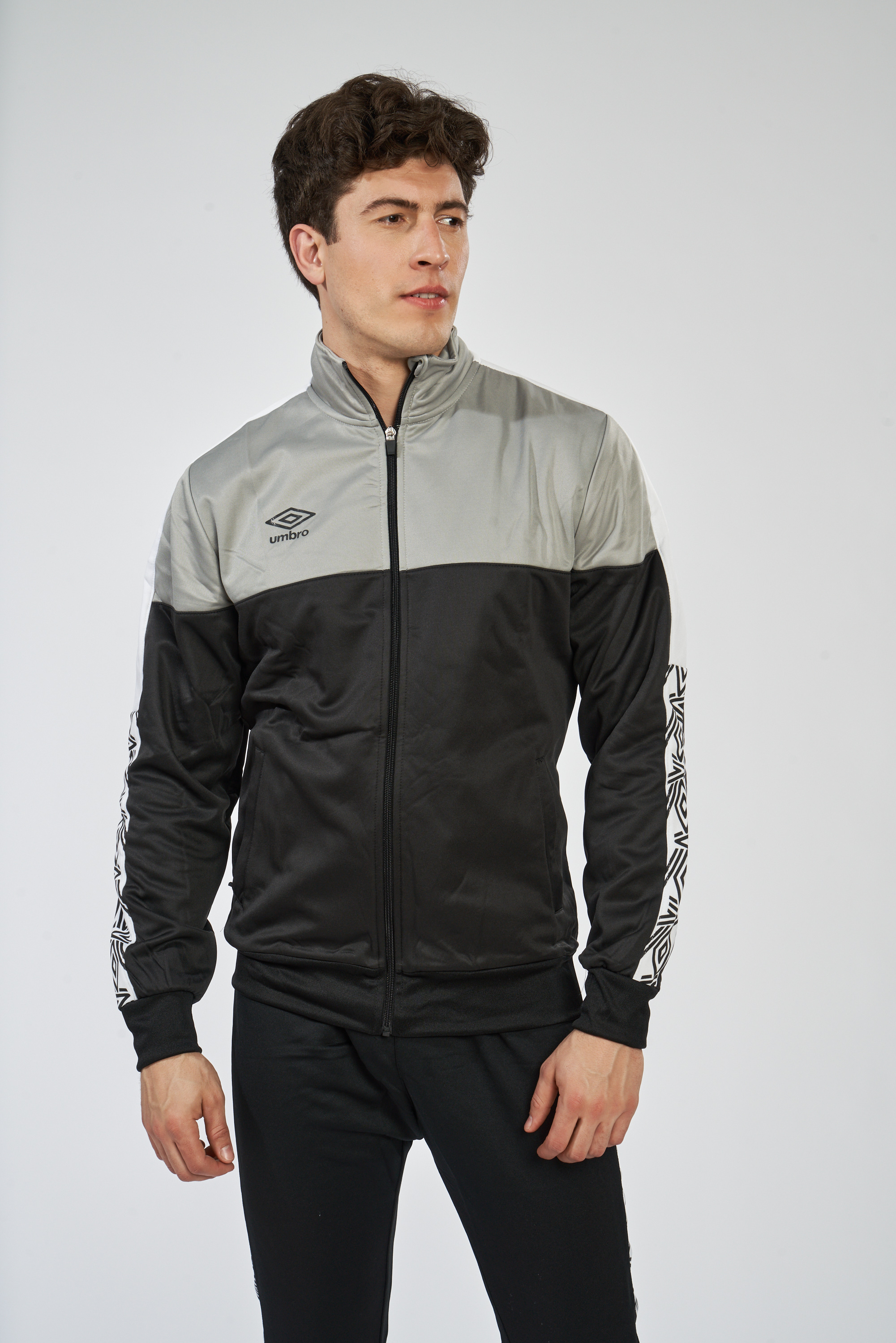 Chaqueta Umbro Nyassa Negro / Gris