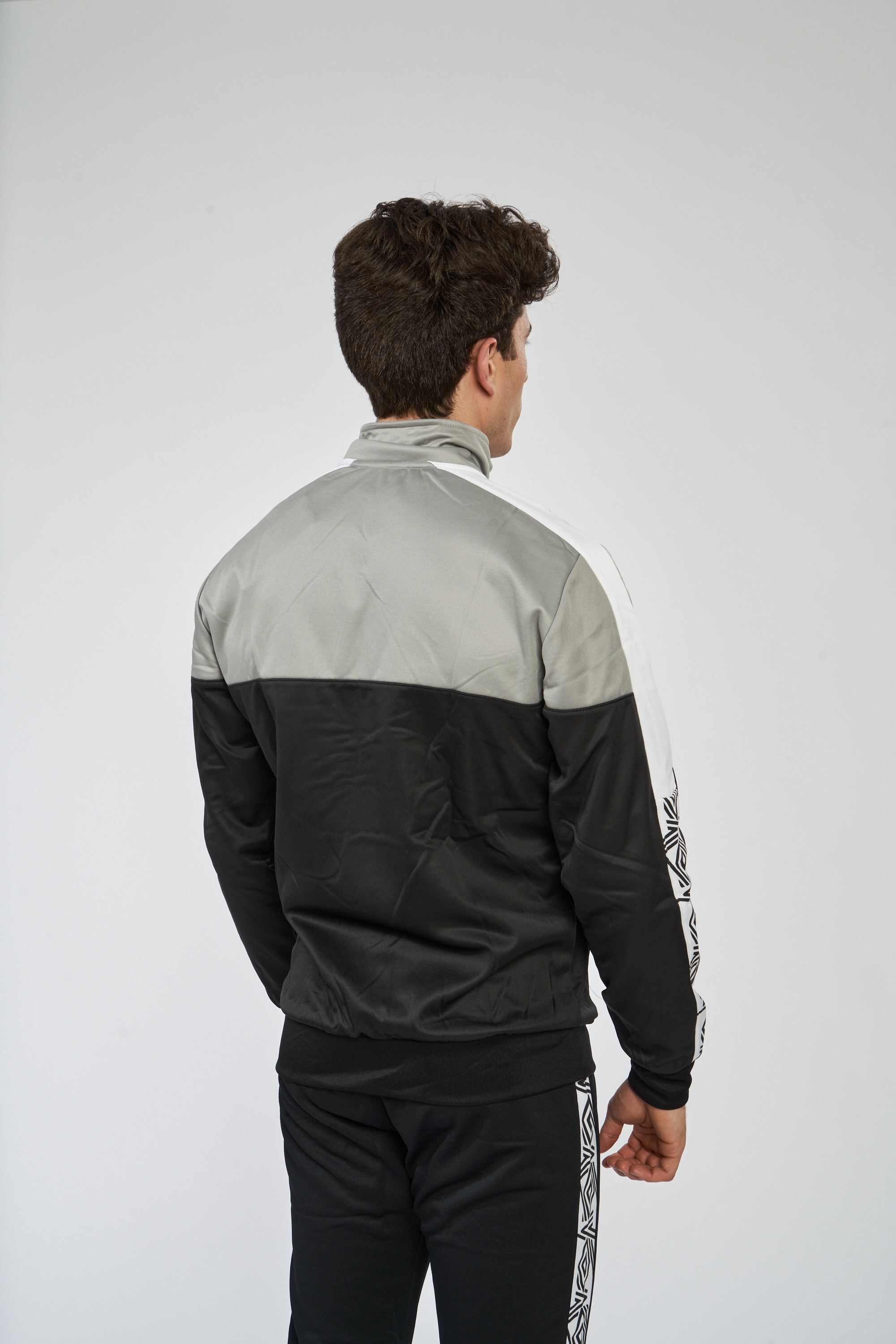 Chaqueta Umbro Nyassa Negro / Gris