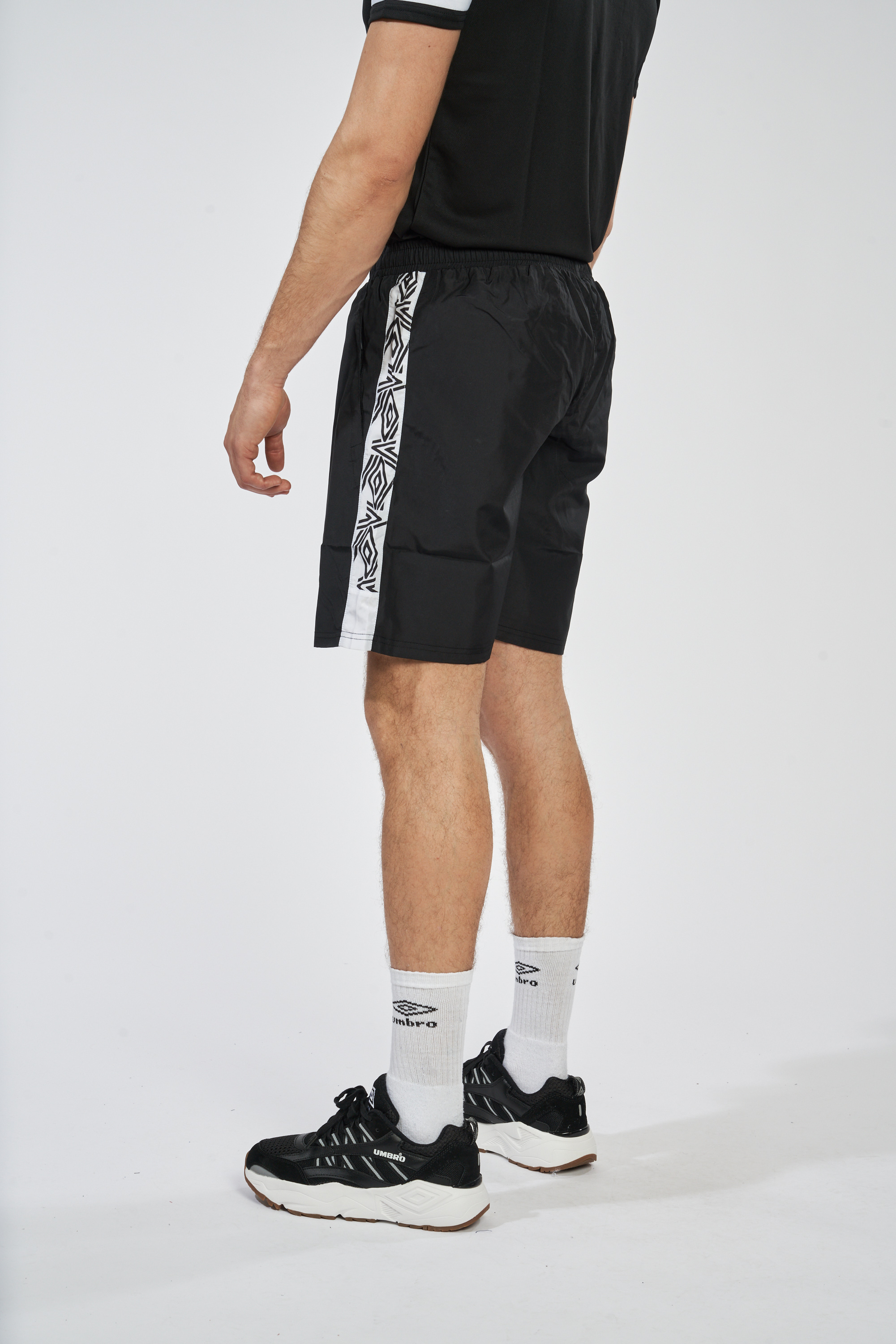 VOLTA SHORT BLACK / WHITE