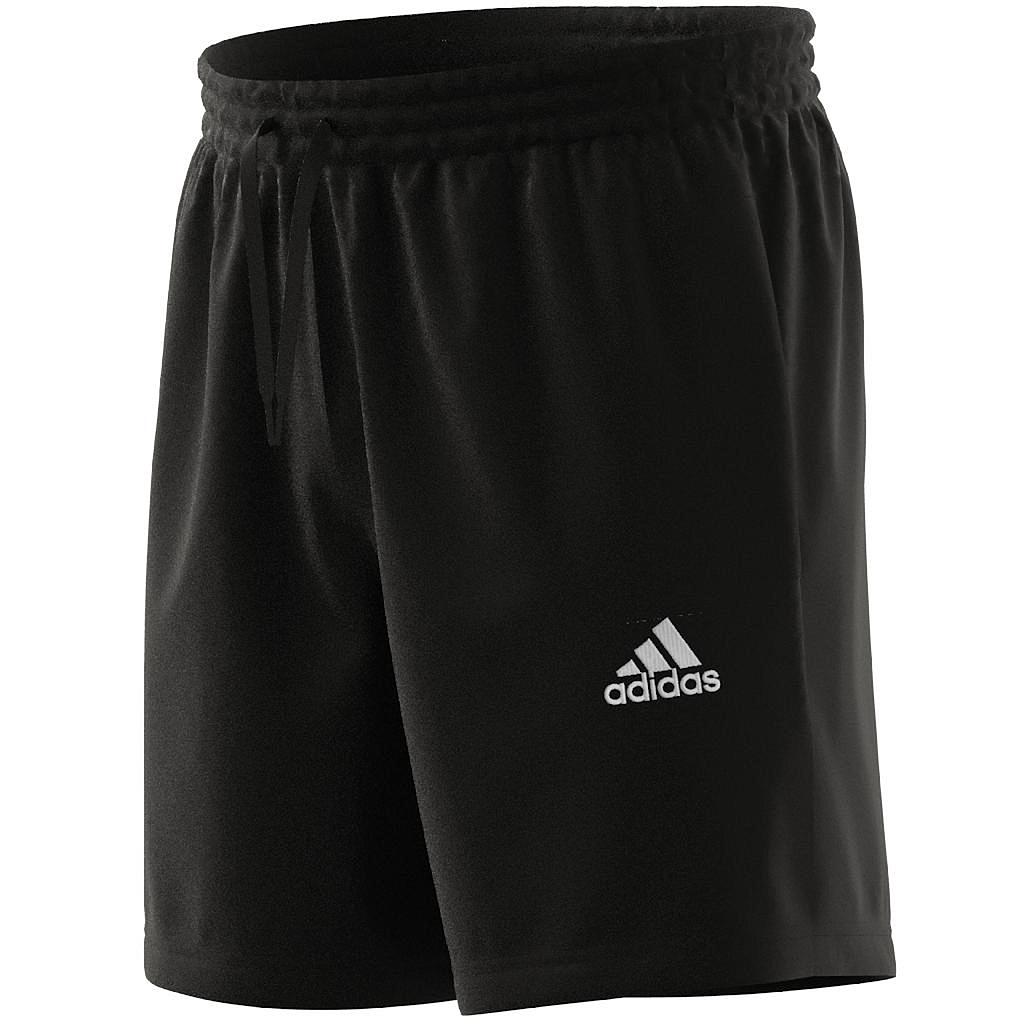 ESSENTIALS CHELSEA SHORT