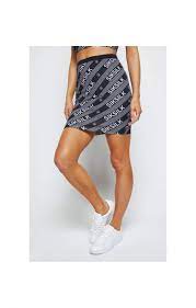Falda Siksilk